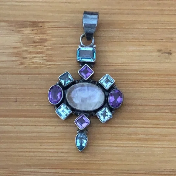 $62 Designer Estate Pendant Dark Sterling Silver Marked SI 925 - Picture 1 of 6